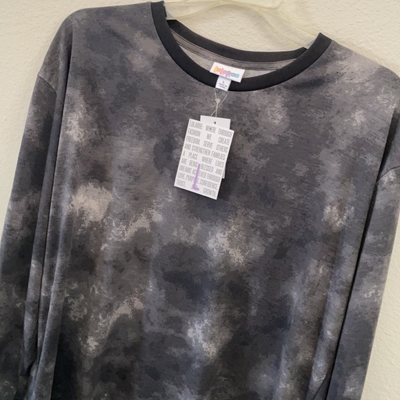 Lularoe Hudson - Picture 3 of 5